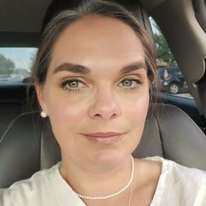 Meet your Posher, Robin